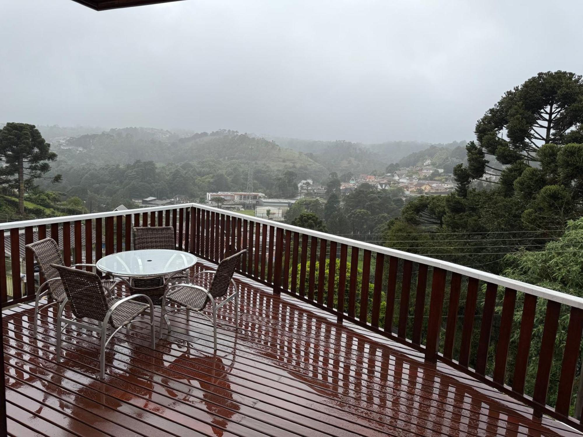 Casa Ate 8 Pessoas Com Facil Acesso A Pontos Turisticos Holiday home Campos do Jordao