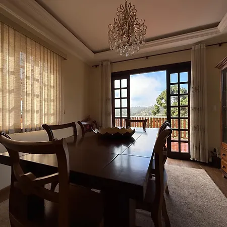 Casa Para Ate 8 Pessoas Com Facil Acesso A Pontos Turisticos Campos do Jordão Exterior photo