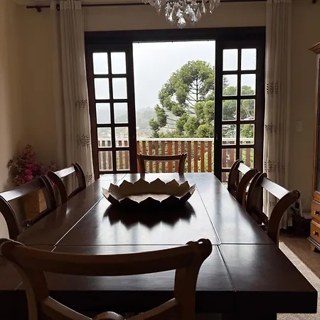 Casa Para Ate 8 Pessoas Com Facil Acesso A Pontos Turisticos Campos do Jordão Exterior photo